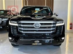 تۆیۆتا لاند کروزەر